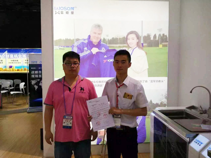 喜訊，天津趙總成功加盟藍(lán)炬星！