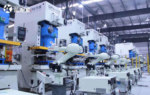 藍(lán)炬星智能工廠車間