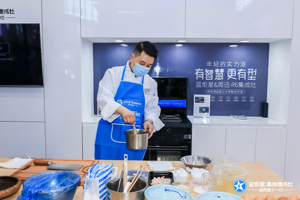 淮揚(yáng)菜傳承人黃君先生